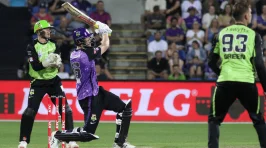 Hurricanes clinch thriller to seal Challenger spot